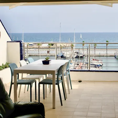 Stunning Sea Views Over Marina With Swimming Pool Holiday home *