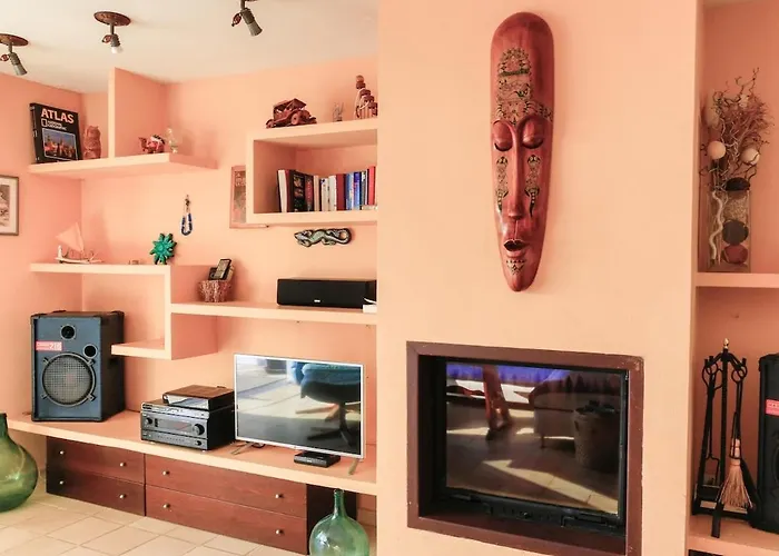 Stunning Sea Views Over Marina With Swimming Pool