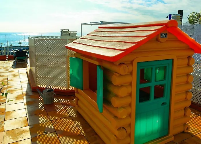 Stunning Sea Views Over Marina With Swimming Pool